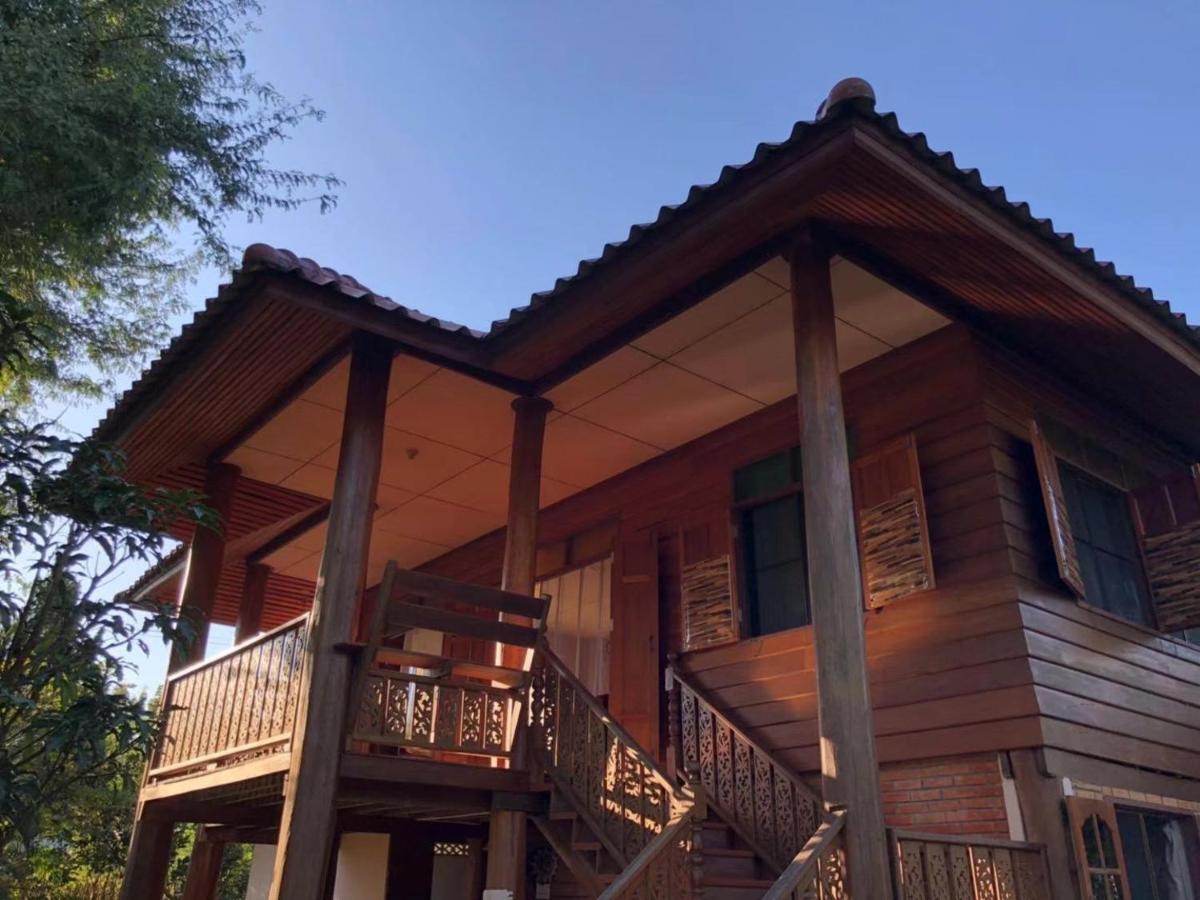 Nine House Pai Hostel Exterior photo